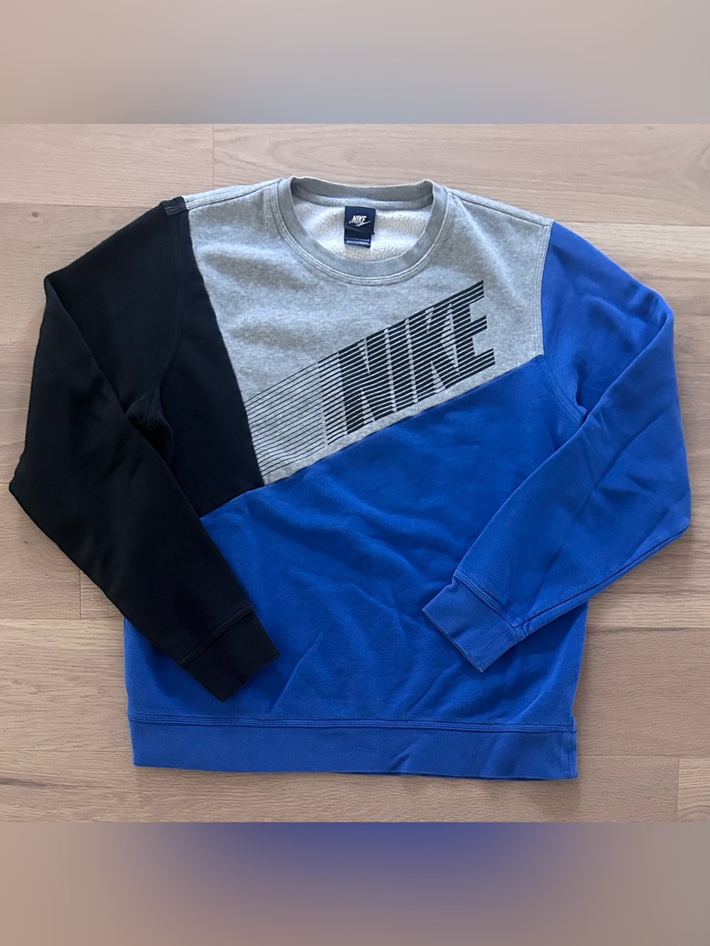 Nike Sportswear Tri-color Crewneck Sweatshirt